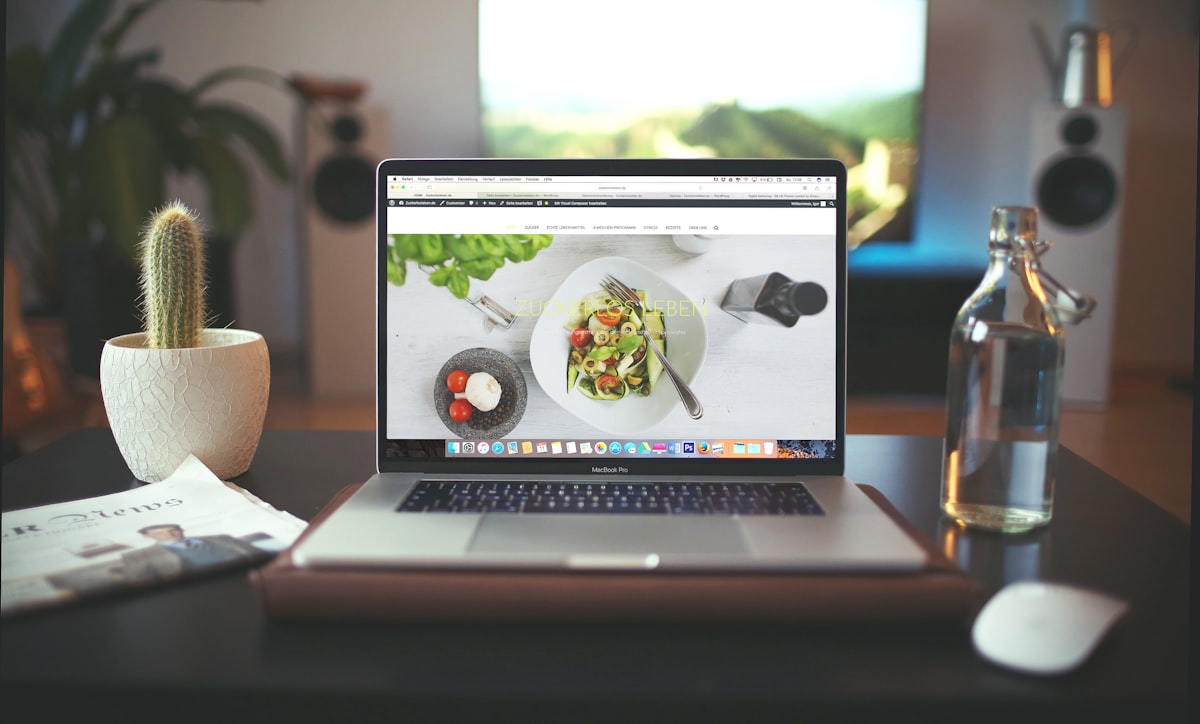 Colorful salad with fresh vegetables
